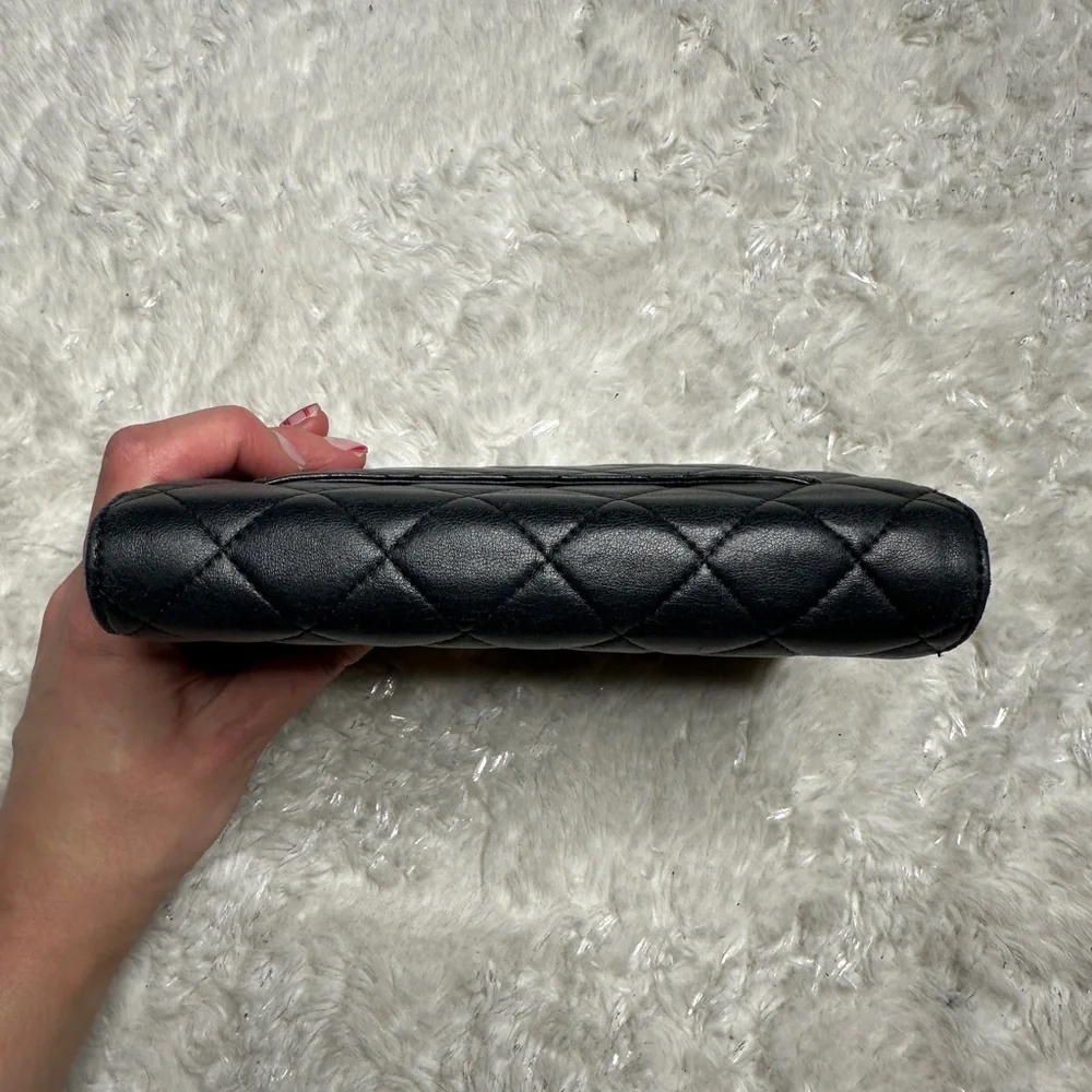 Chanel Black Quilted Classic Lambskin Wallet on a Chain Leather Bag - Picture 7 of 15